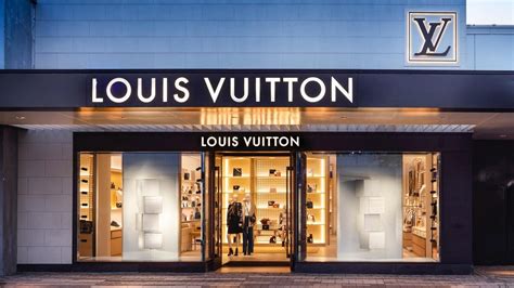 louis vuitton store in chicago